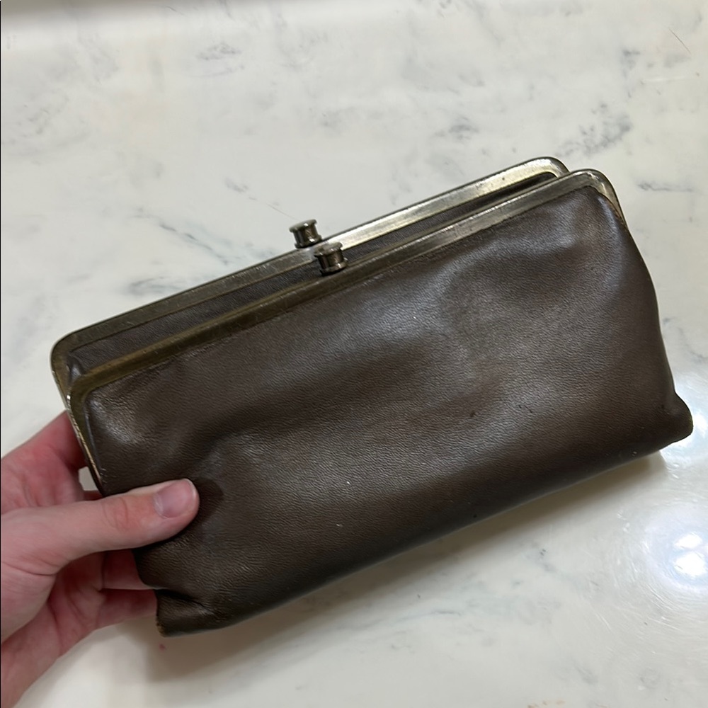 HOBO Clutch